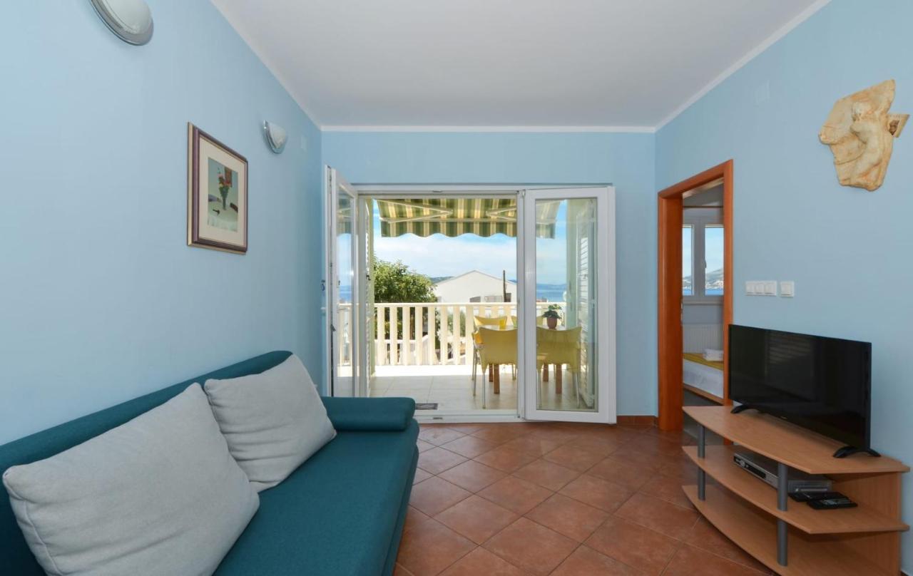 Apartments Santo Trogir - Okrug Gornji Exterior foto